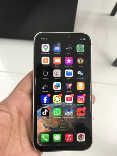 Apple iPhone XR