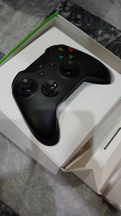 XBOX WIRELESS CONTROLER