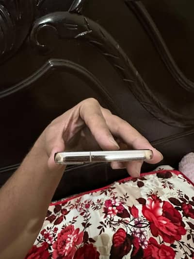 Samsung Mobile S22 Plus