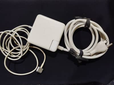 Selling My Macbook Air 13 inch 10/10 Condition Model 2015