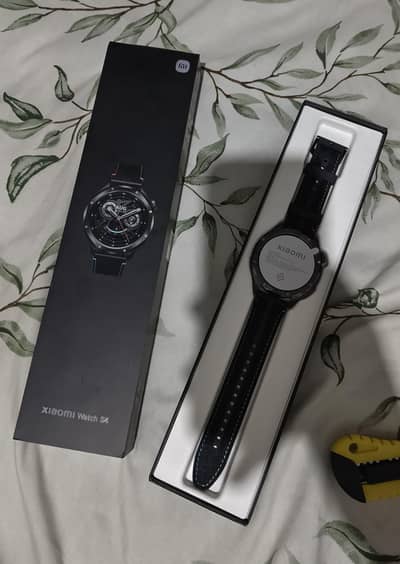 Xiaomi Watch S4