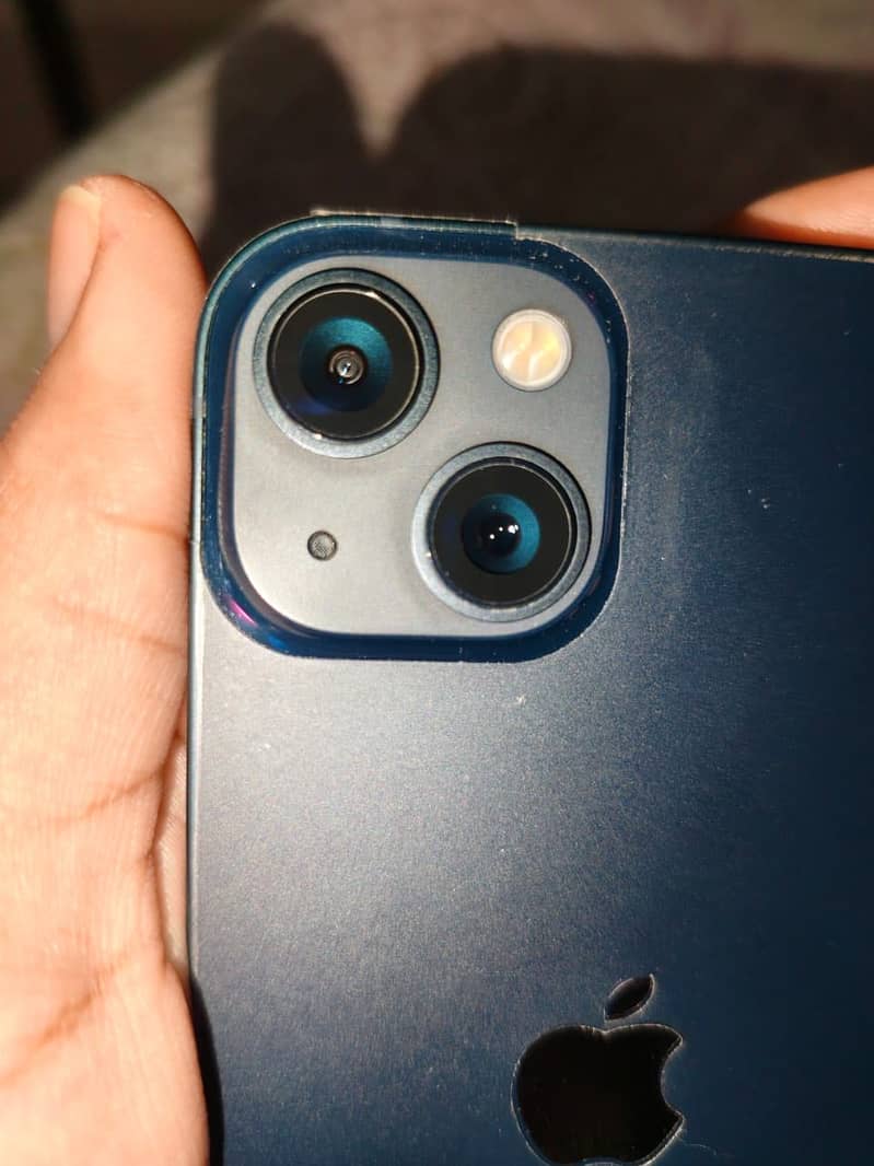 Apple iPhone 13 3
