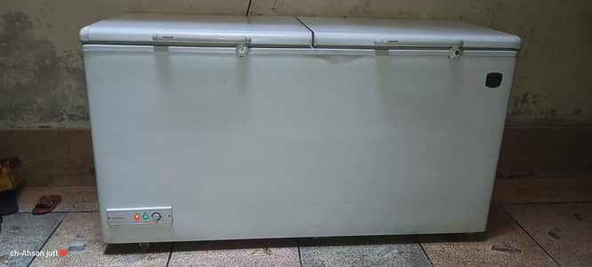 general deep freezer just some days used