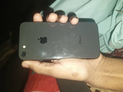 Apple iPhone 8