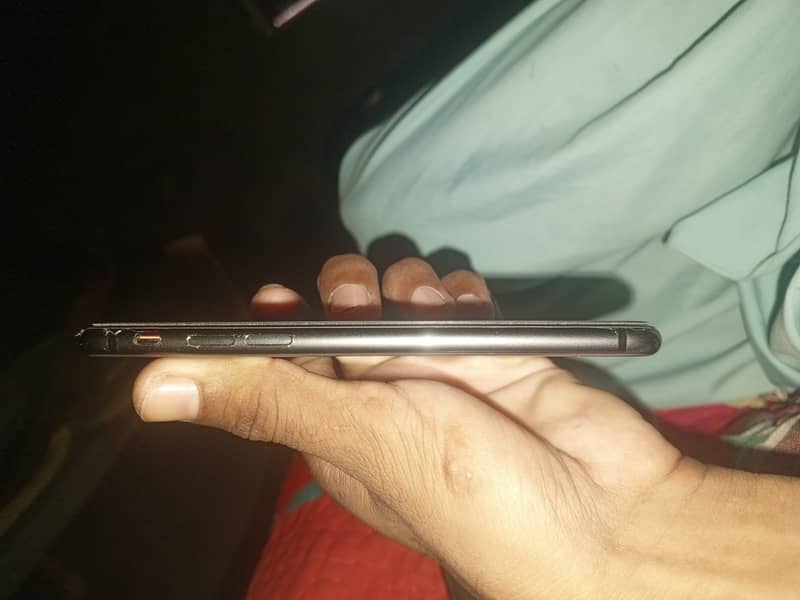 Apple iPhone 8 2