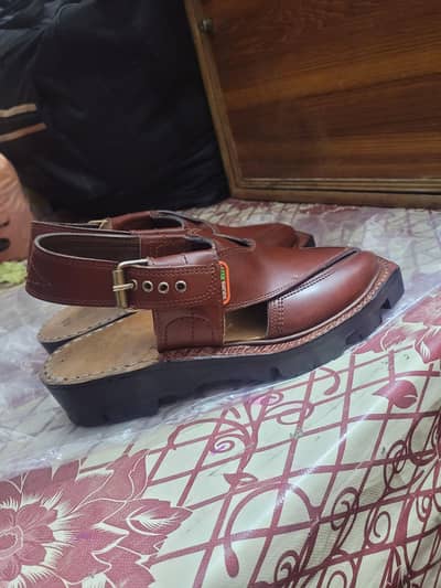 BRANDED NOROZI CHAPPAL