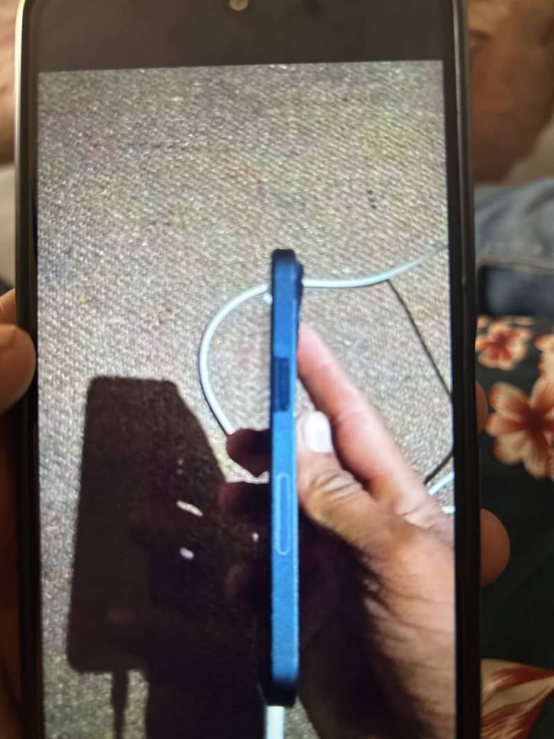 iPhone 14 2