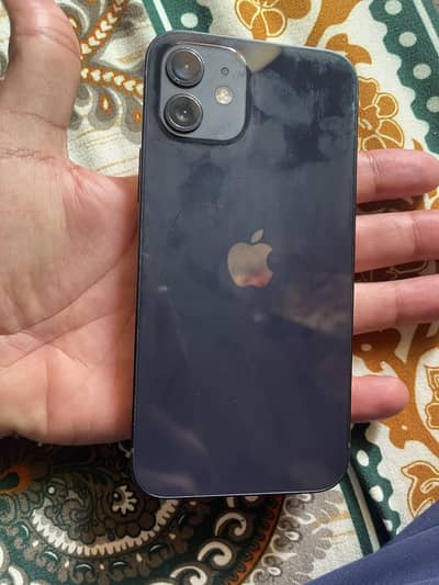 Apple iPhone 12