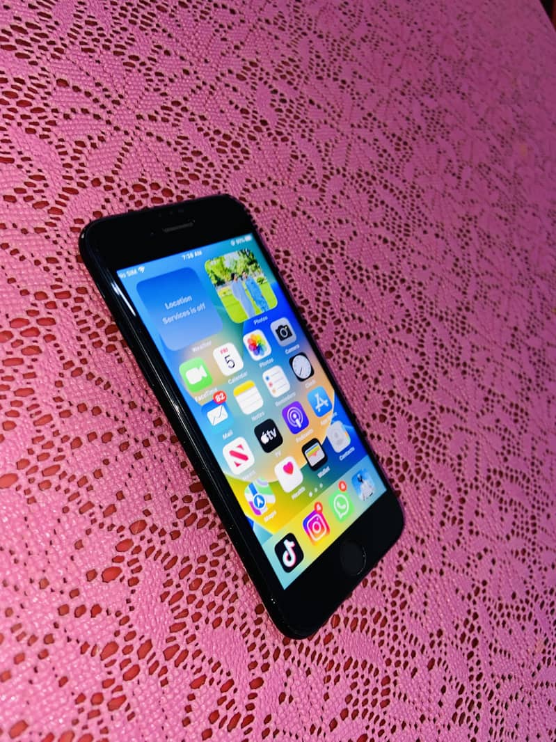 iPhone SE (2nd Generation) 5