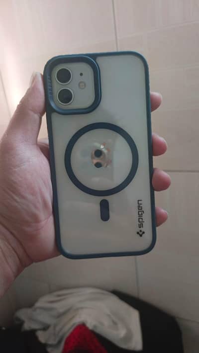 Apple iPhone 12