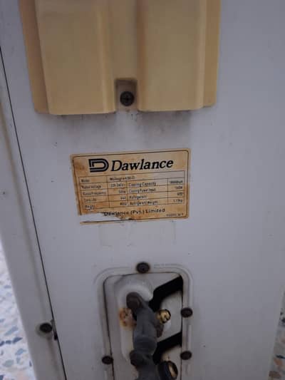 1.5 ton dawlance Split Ac