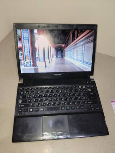 Toshiba Core i3 Laptop (4GB RAM / 300GB Storage) for Sale