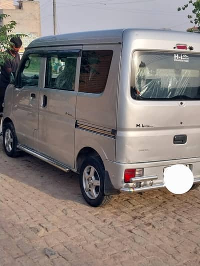 Nissan Clipper 2016