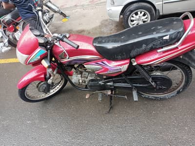 Honda pridor 100 cc model 2013