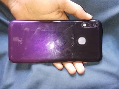 Infinix Hot 8