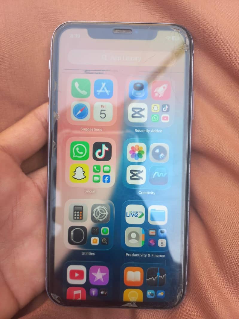 Apple iPhone 11 2