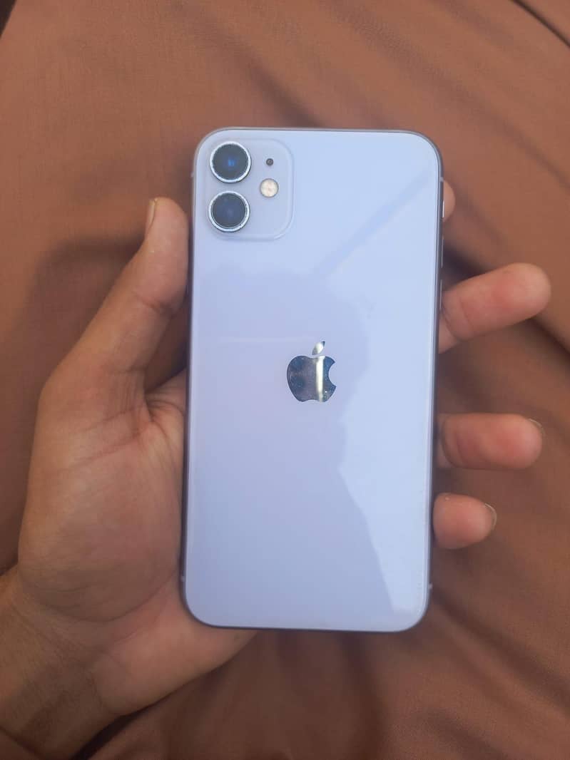Apple iPhone 11 3
