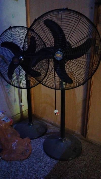Ceiling fan table fan and 12v pedestal fan