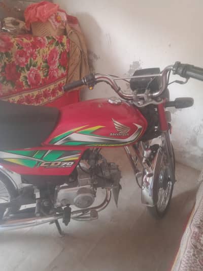 Honda cD 70 ماڈل 2022 30000کلو میٹر چلی ہے