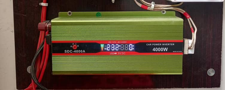 Brand New Sale Car Inveter 4000 watt 4 AC jal Gai Hein On hai supply