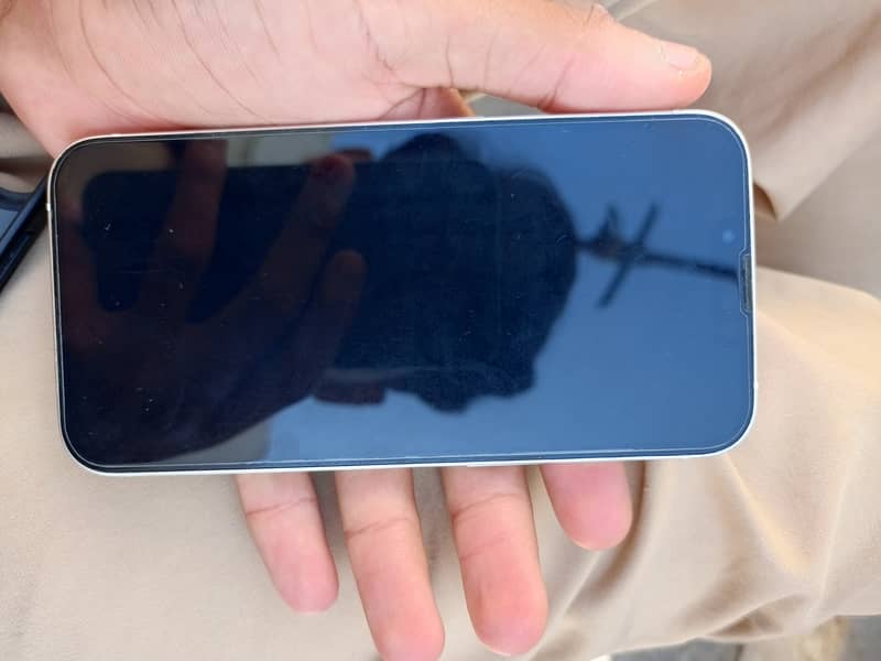 iPhone 13 2