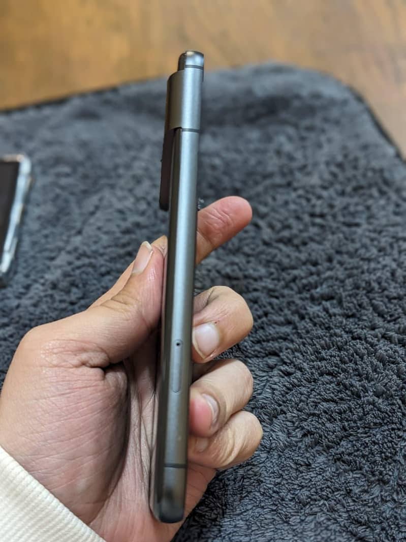 Google Pixel 8 2
