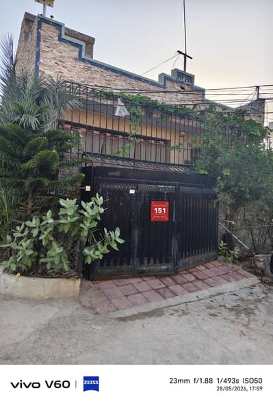5 marla corner 1.5 storey house