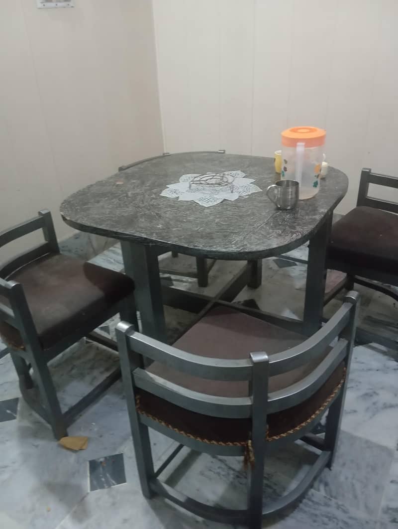 dinning table 0
