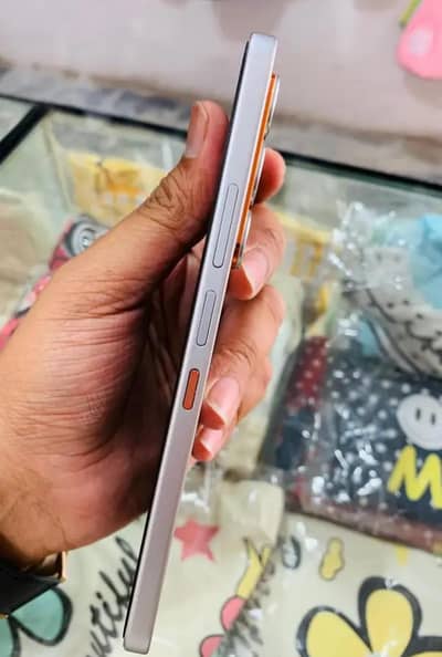 Infinix hot 60 pro 8/128 3 month warranty