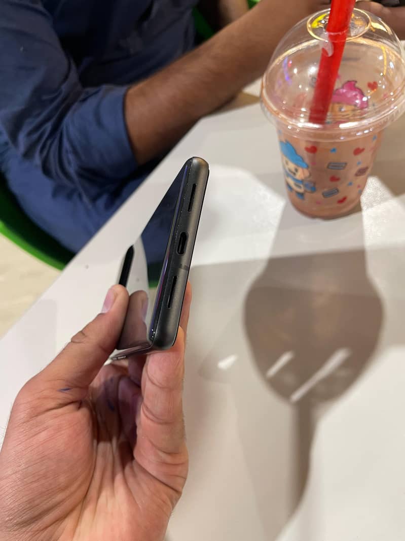 Google Pixel 7 5