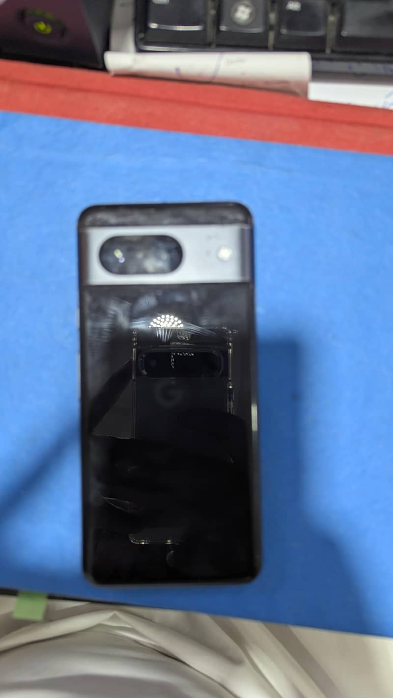 Google Pixel 8 1