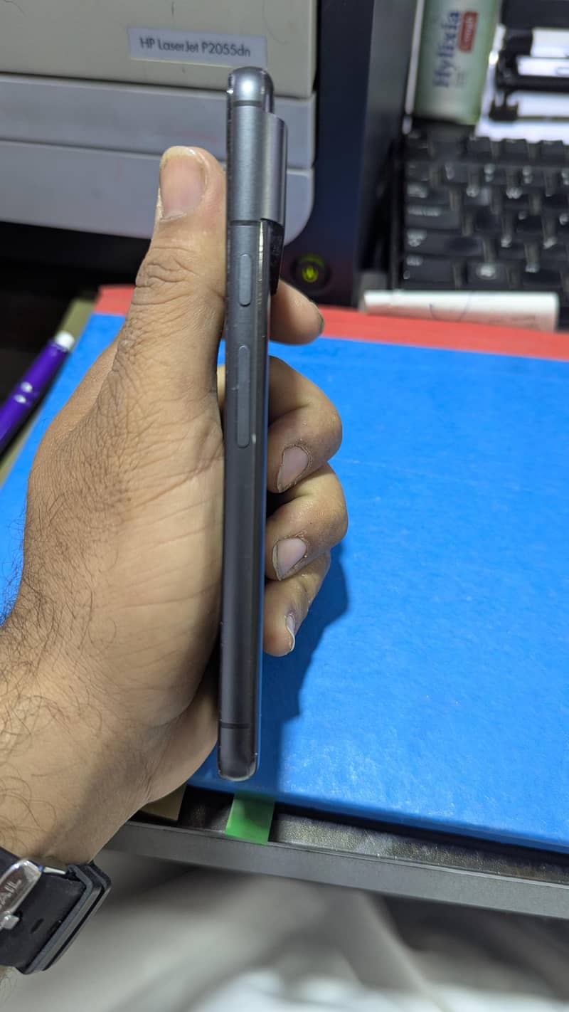 Google Pixel 8 3