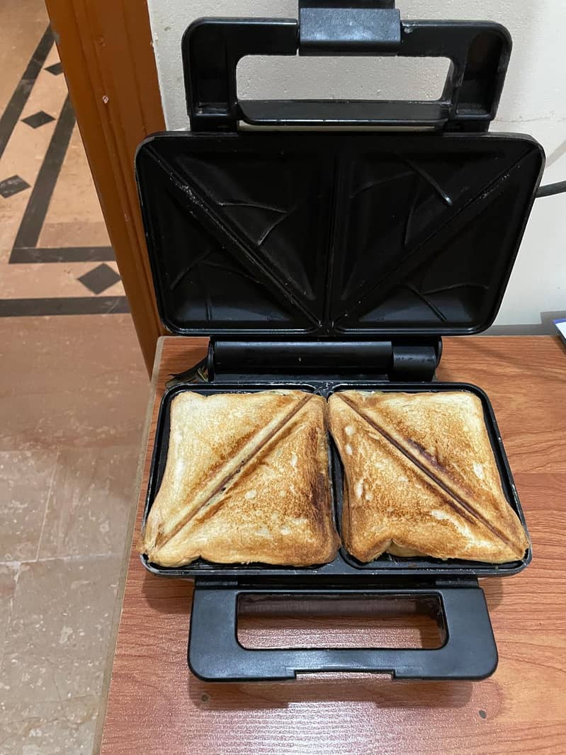 Sandwich Maker 0