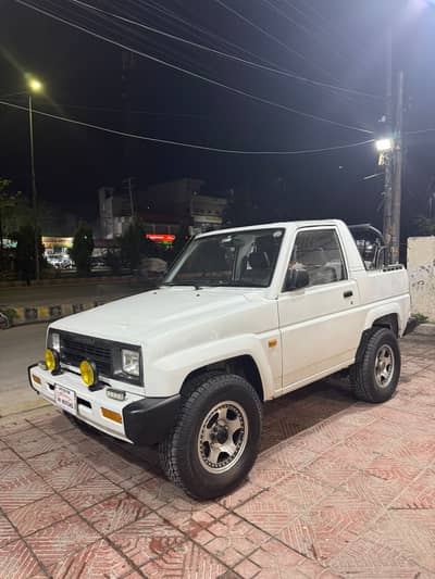 Daihatsu Rocky 1985