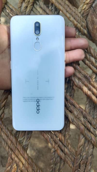 OPPO F11