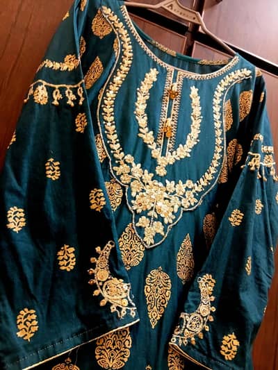 lawn botique style zinc green colour maxi Embroidered M size