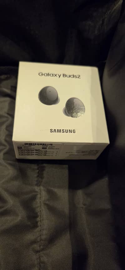 Brand New Sealed Samsung Galaxy Buds 2
