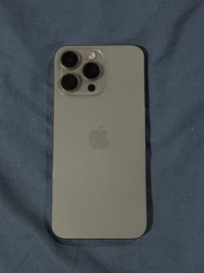 Apple iPhone 15 Pro Max