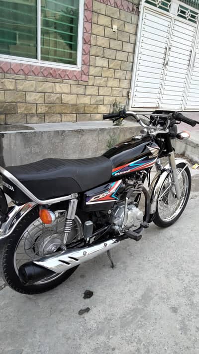 Honda Cg125 2019 model for sale Islamabad number