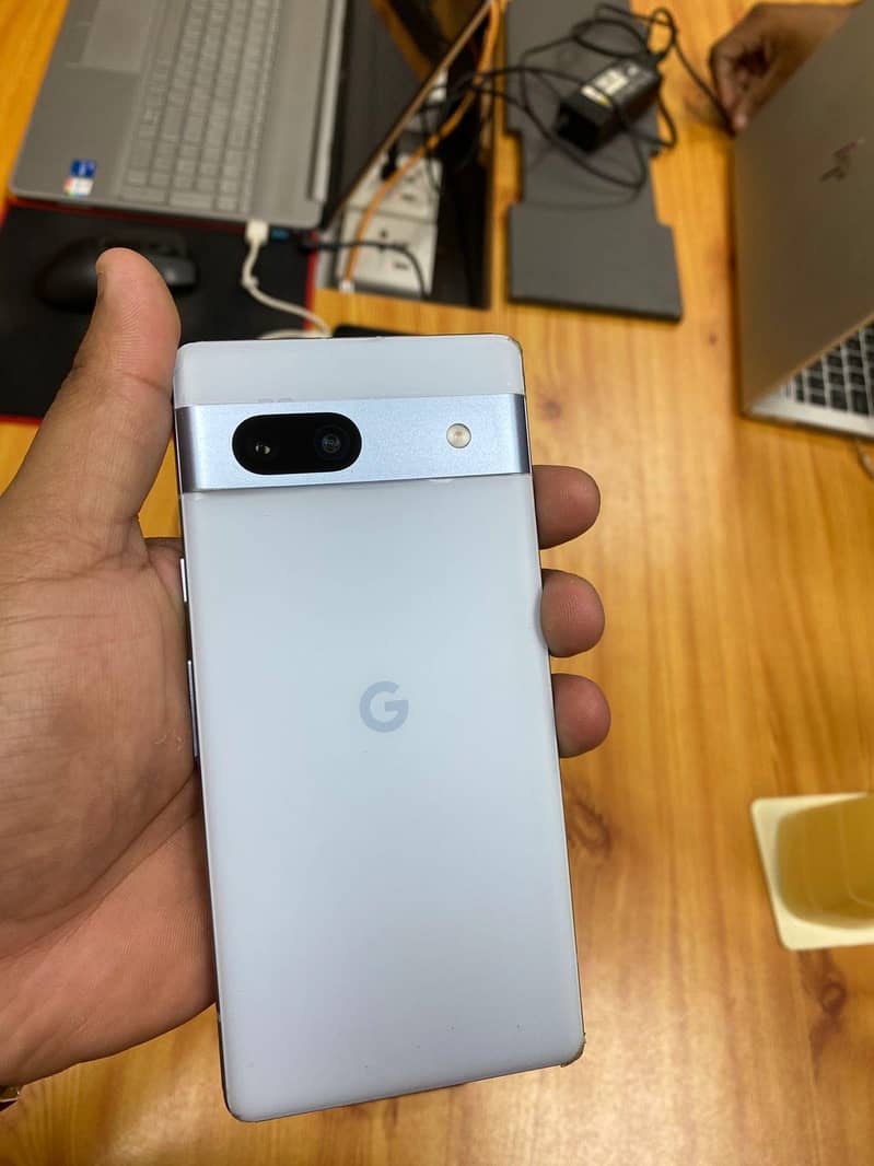 Google Pixel 7a 0