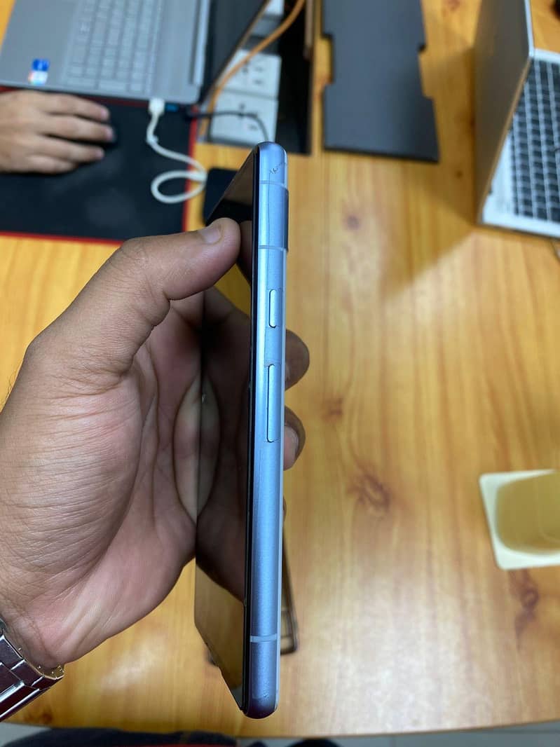 Google Pixel 7a 3
