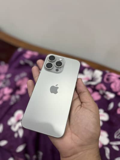 Apple iPhone 15 Pro Max
