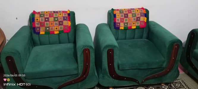 5 seater sofa set. .