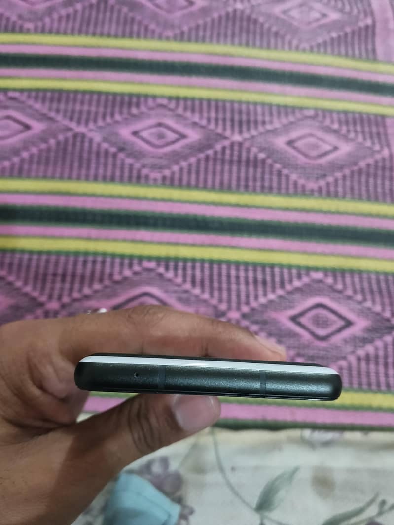 Google Pixel 6a 3