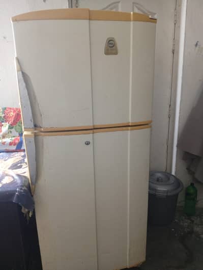 Refrigerator 10/7