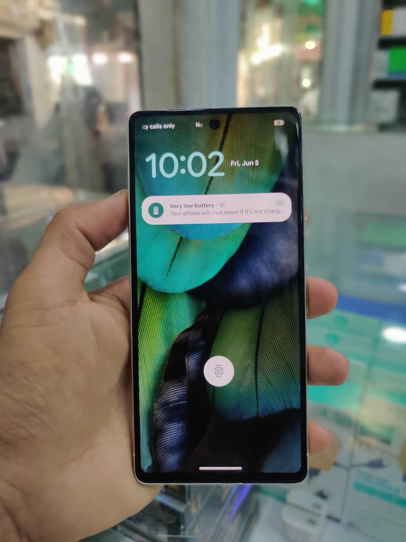 Google Pixel 7 4