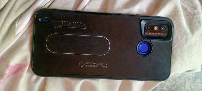 Tecno spark 6 4,64