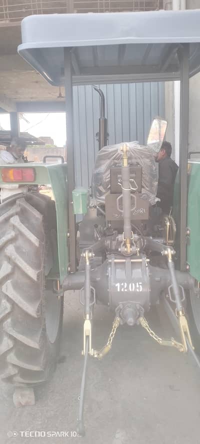 I want to sell massy 240 green tractor 2026
