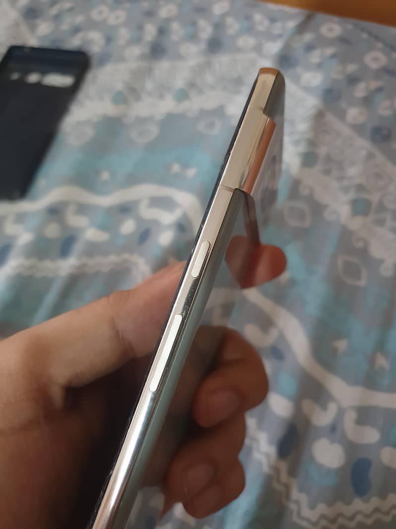 Google Pixel 7 Pro 6