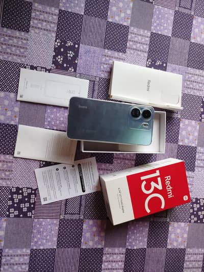Xiaomi Redmi 13c   6=128 urgent sell
